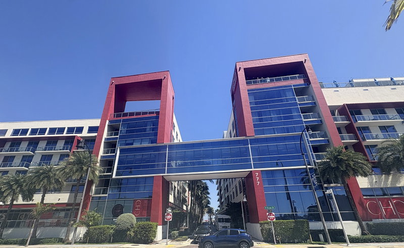 Costa Hollywood Condo main photo
